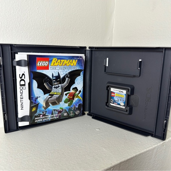 Nintendo DS LEGO Batman The Video Game - Picture 4 of 5